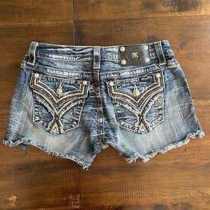 Miss me, signature shorts. Size 30.